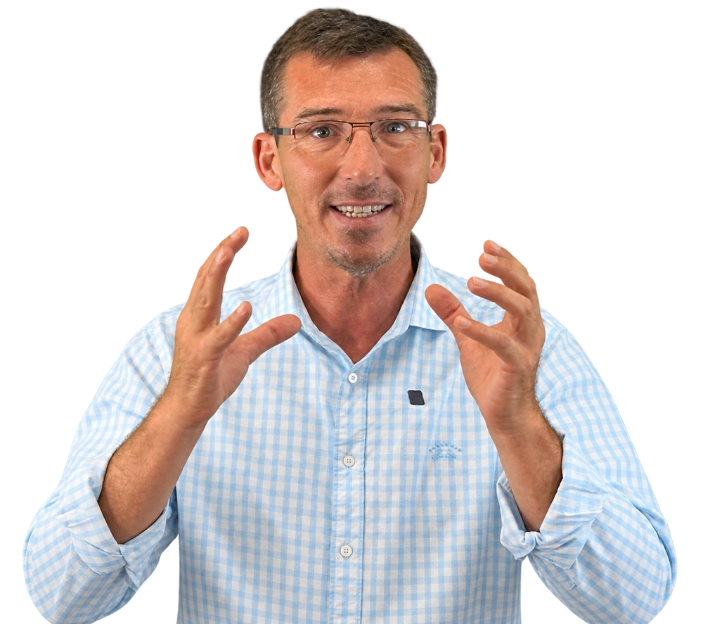 Profesor de Filosofía integrado en la escena, explicando con las manos junto al esquema